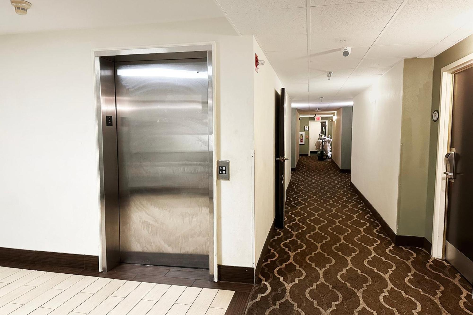 Oyo Hotel Rome West Ga Exterior photo